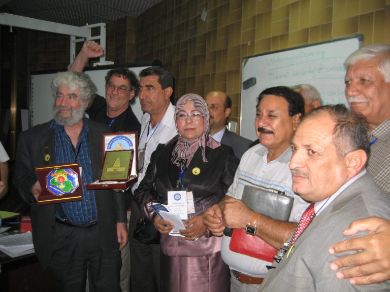 American, Iraqi labor leaders sign to dissolve Saddam’s labor laws