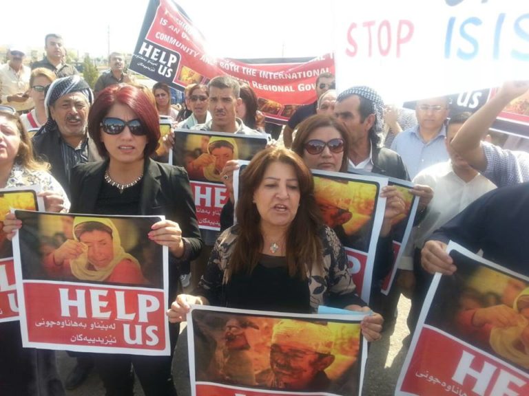 Rescue the Kidnaped Women!