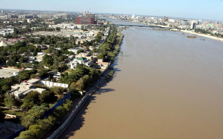 The Shared Responsibility Behind the Pollution of The Tigris River in Baghdad