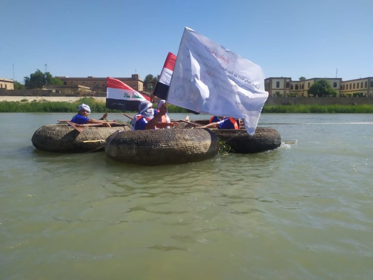 Traditional Boats Adorn the Tigris River to Celebrate the Efforts of Medical Personnel in Confronting COVID